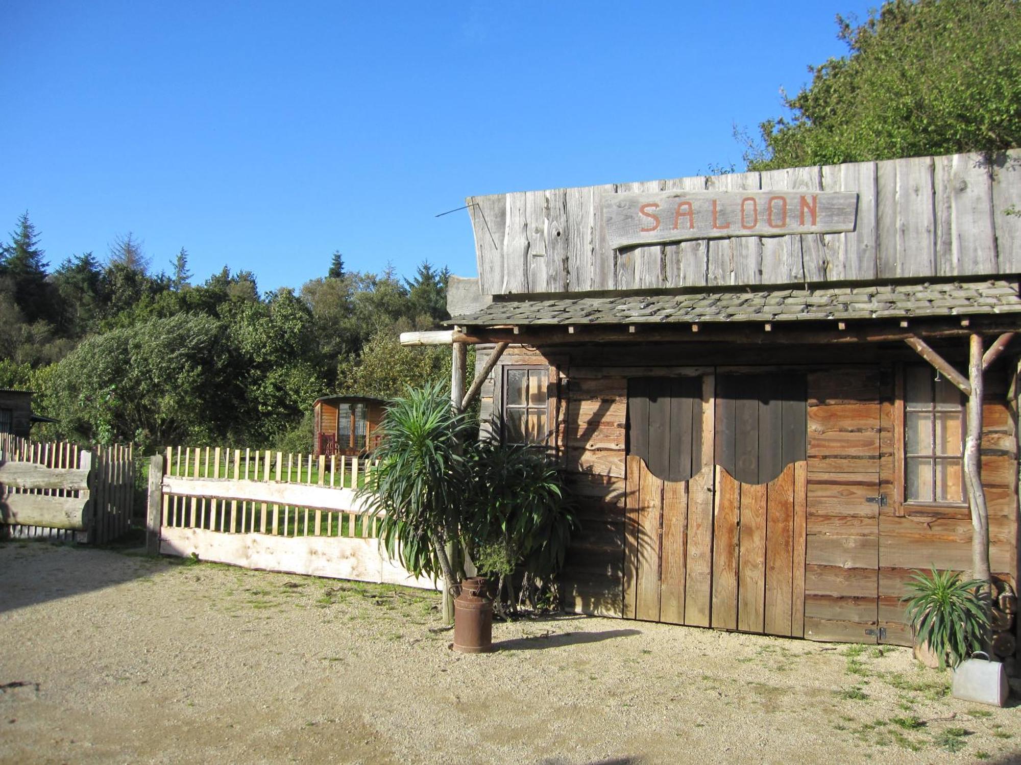 Roulotte coin de nature Lannion Extérieur photo